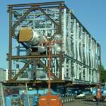 Loads over 100 tonnes need to be transported using high capacity modular trailers.